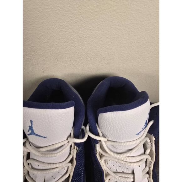 Size 11.5 - Air Jordan 13 Retro 2010 Flint Men's Basketball Shoes - Picture 4 of 9